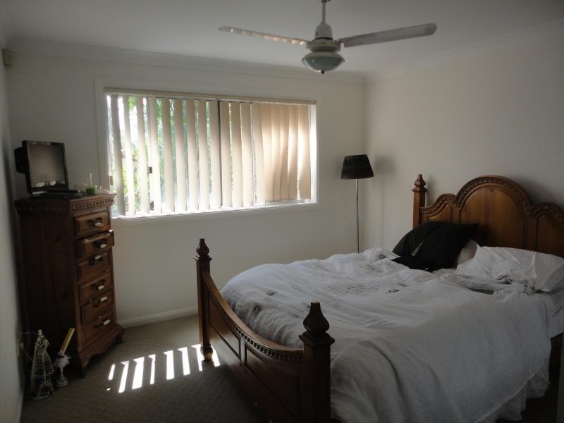 33/100 Cotlew St East, Southport QLD 4215