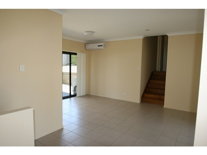 23 Greenwood St, Springfield Lakes QLD 4300