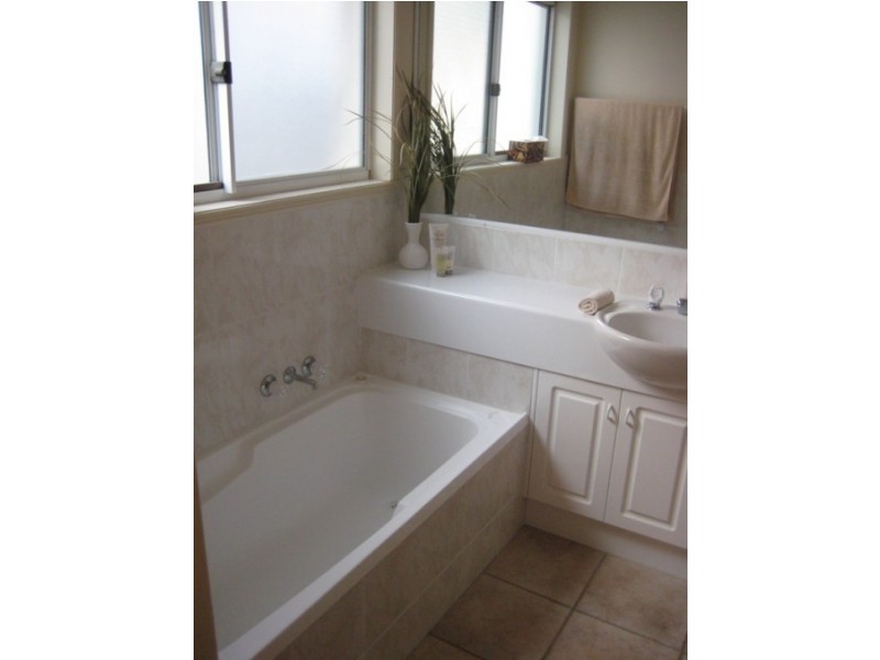 */13 Highgate Lane, Robina QLD 4226