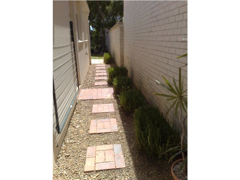 */13 Highgate Lane, Robina QLD 4226