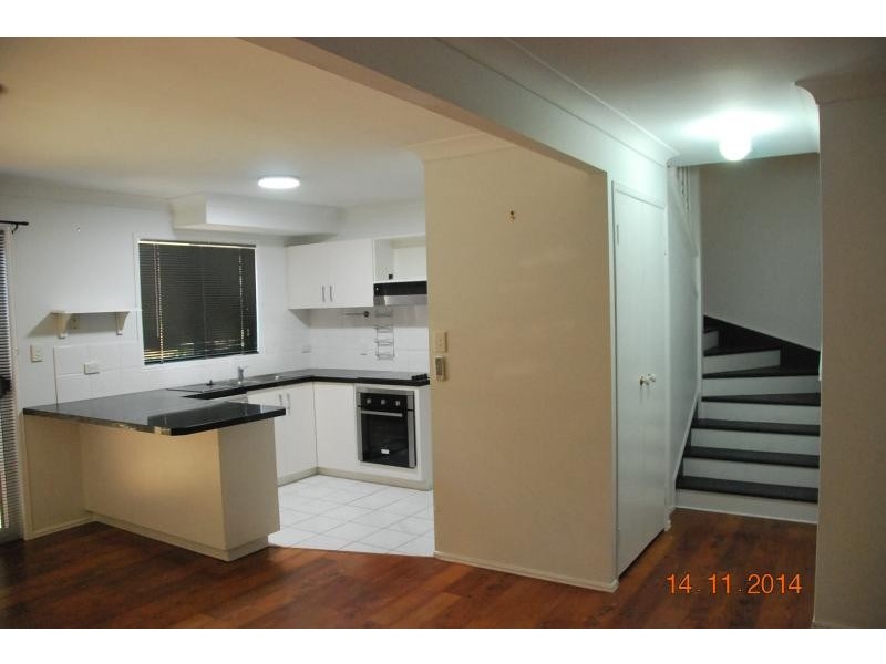Hillcrest QLD 4118
