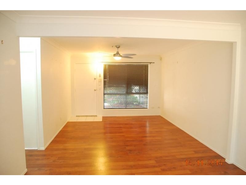 Hillcrest QLD 4118