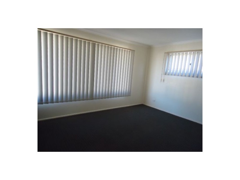 8/13 Bailey St, Collingwood Park QLD 4301