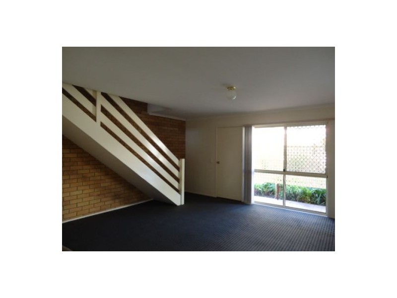 8/13 Bailey St, Collingwood Park QLD 4301