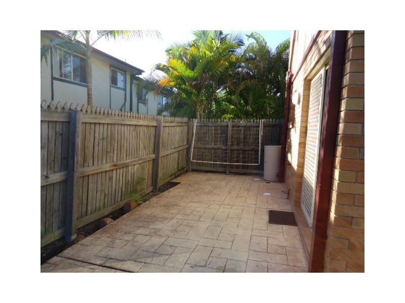 8/13 Bailey St, Collingwood Park QLD 4301