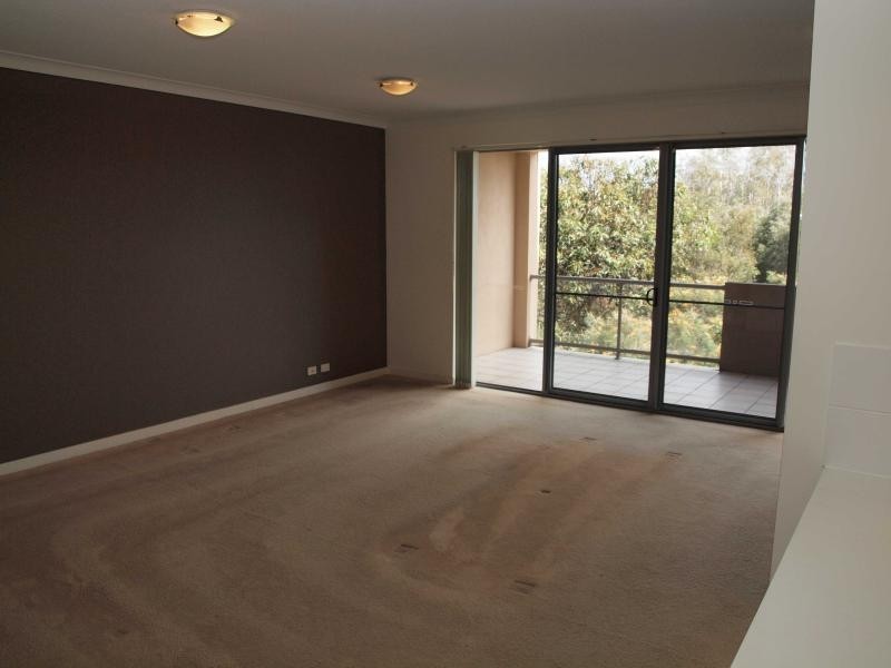27/19 Carina Peak Drive, Varsity Lakes QLD 4227