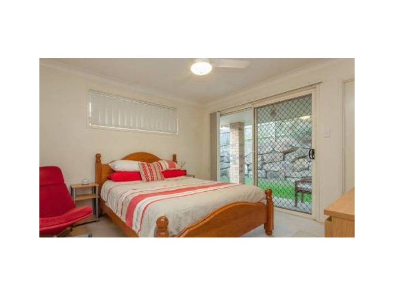25 Appleton Street, Carindale QLD 4152