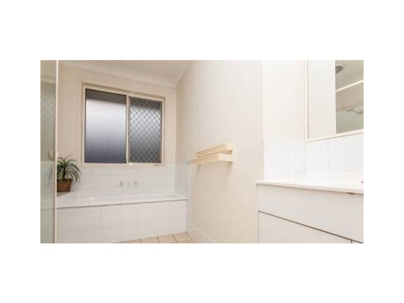 25 Appleton Street, Carindale QLD 4152
