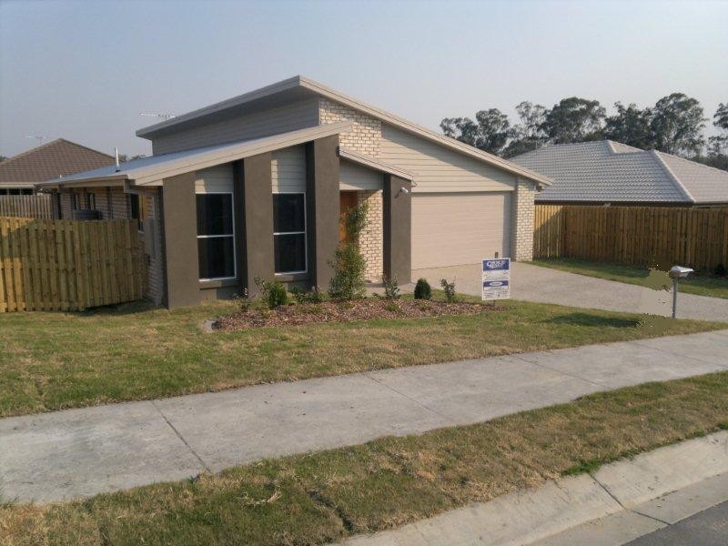 3 Fiery Street, Brassall QLD 4305