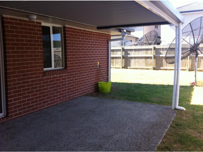 27 ORANGETIP CRESCENT, Calamvale QLD 4116