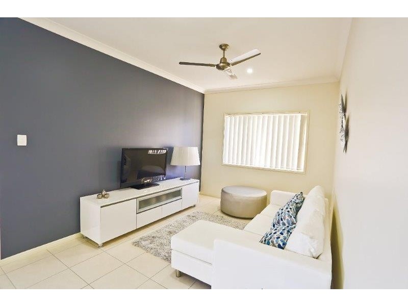 Flinders View QLD 4305