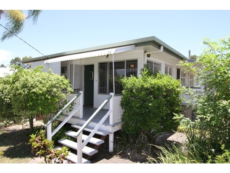 30 Curwen Tce, Chermside QLD 4032