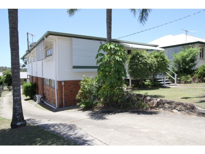 30 Curwen Tce, Chermside QLD 4032
