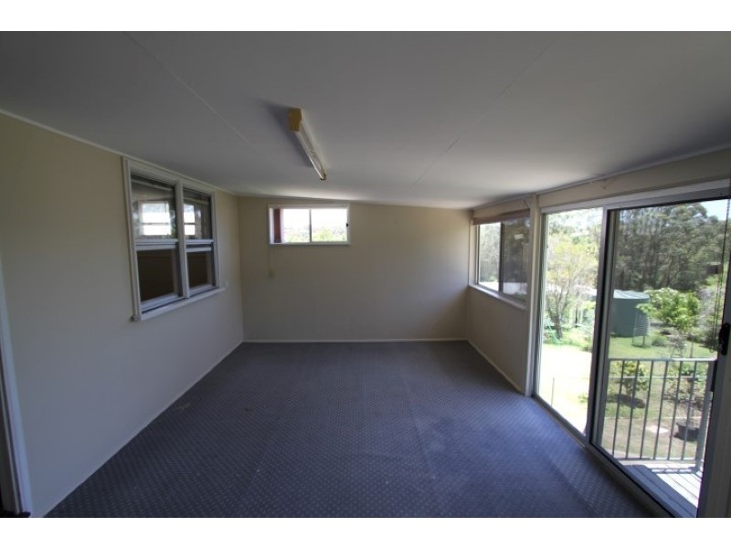 30 Curwen Tce, Chermside QLD 4032