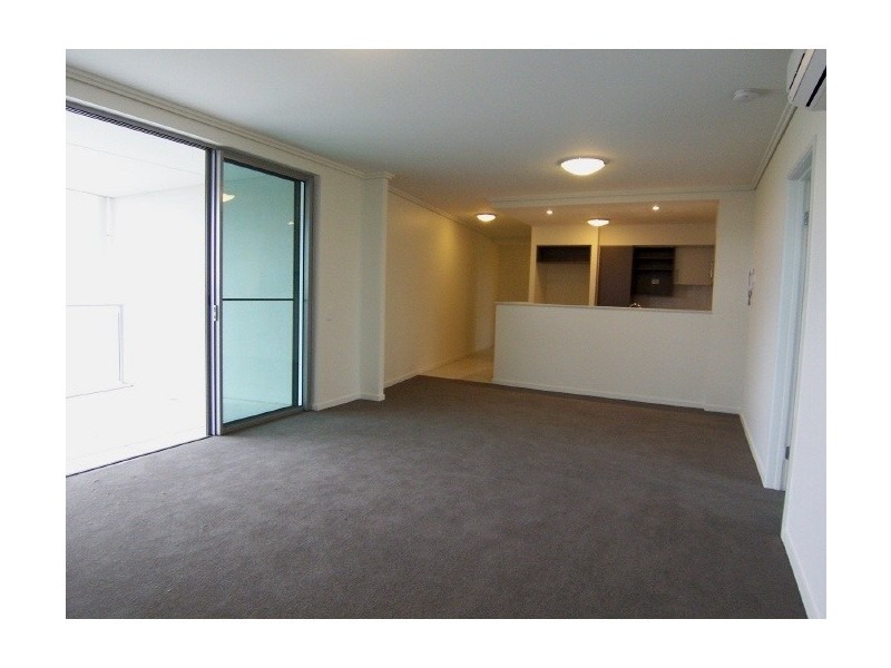 114/2 Riverwalk Ave, Robina QLD 4226