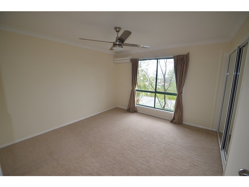 2008/6 Crestridge Crescent, Oxenford QLD 4210