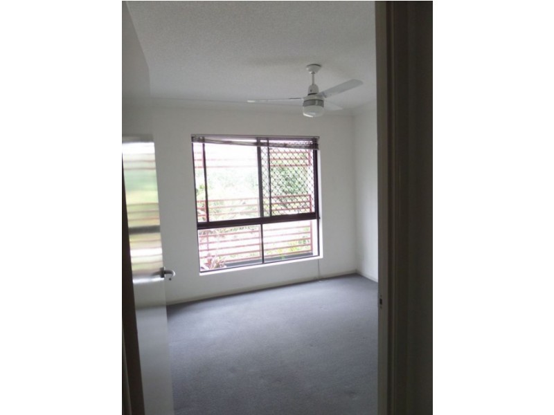 35/15 Kitchener Street., Coorparoo QLD 4151