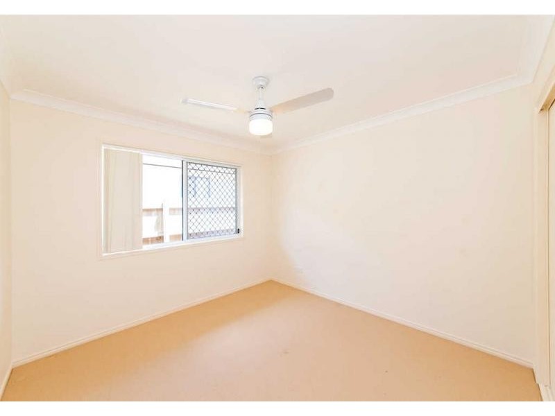 27 Orangetip Crescent, Calamvale QLD 4116
