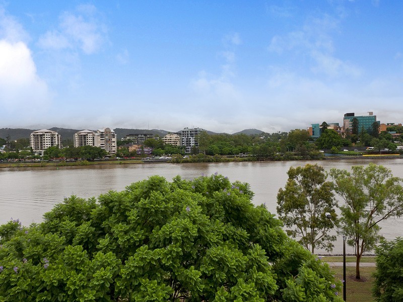 West End QLD 4101