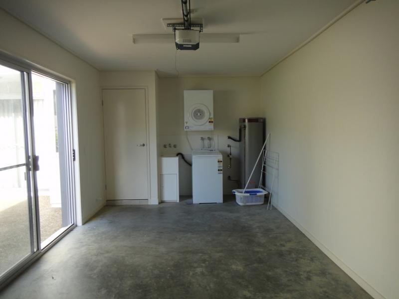 1/68 Pulgul Street, Urangan QLD 4655