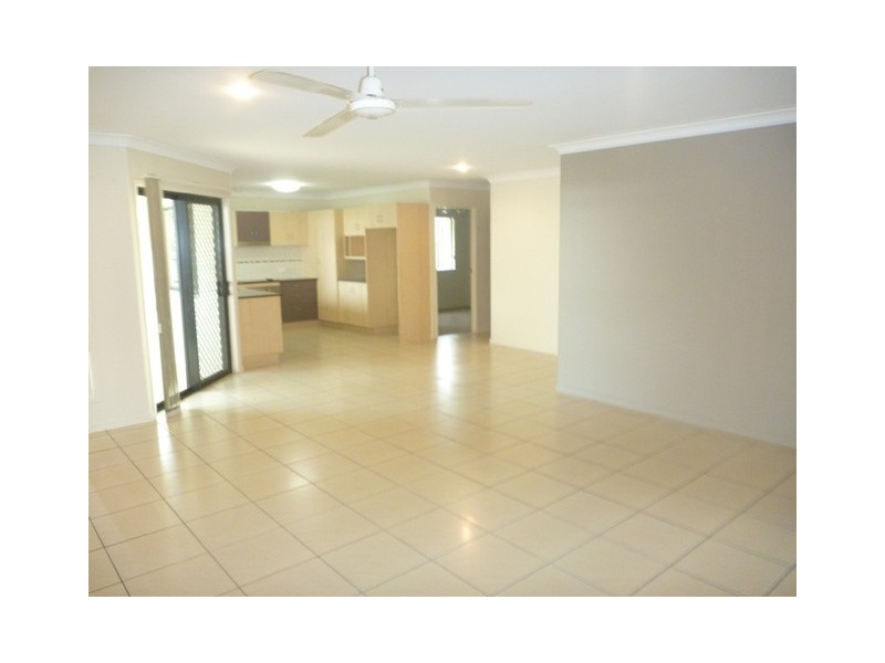 84 Tangerine Way, Kirwan QLD 4817