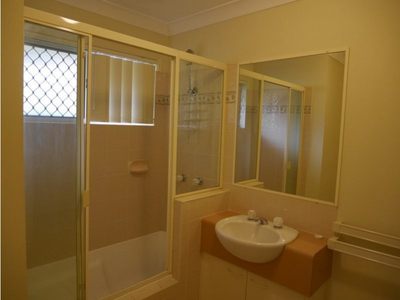 4/12 Edmondson Street, Corinda QLD 4075