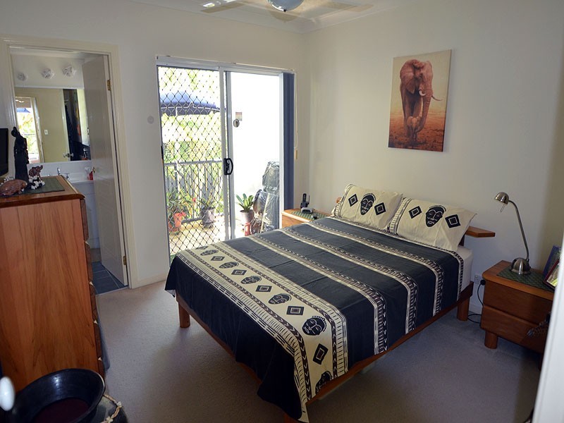 Chevron Island QLD 4217