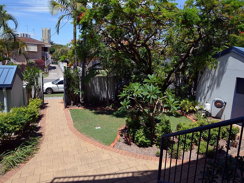 Chevron Island QLD 4217