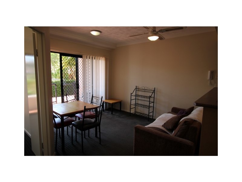 Chevron Island QLD 4217