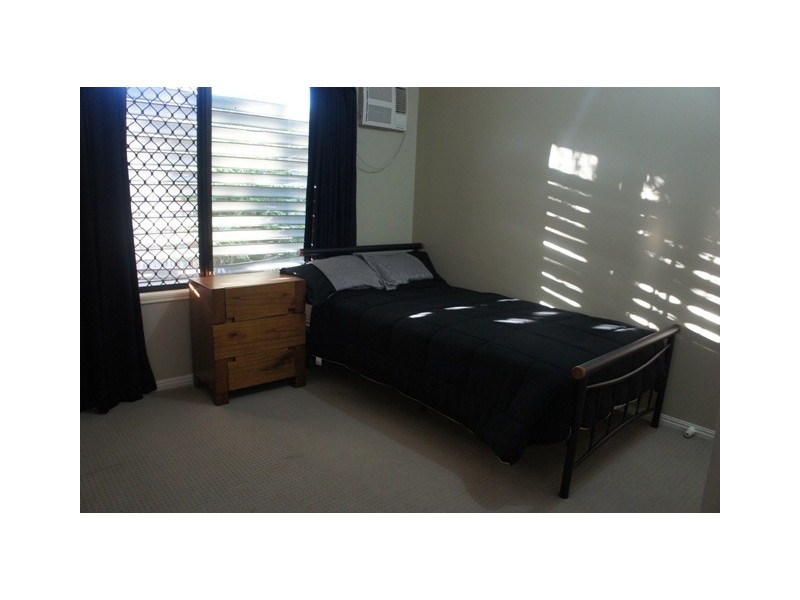 1 Woodlake Ave, Kirwan QLD 4817