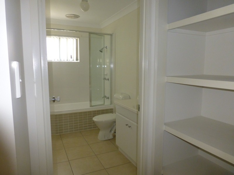 30 Carmarthen Circuit, Pacific Pines QLD 4211