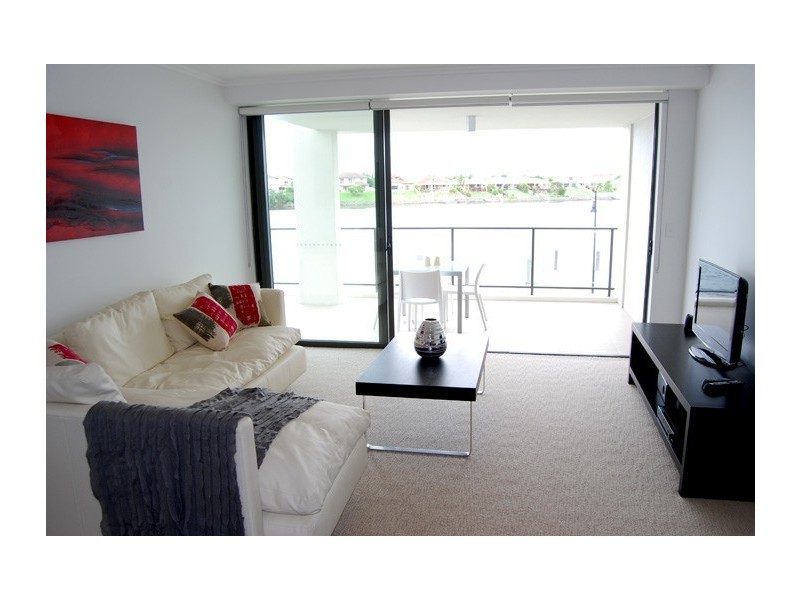 33/9 Moors Cresent, Varsity Lakes QLD 4227