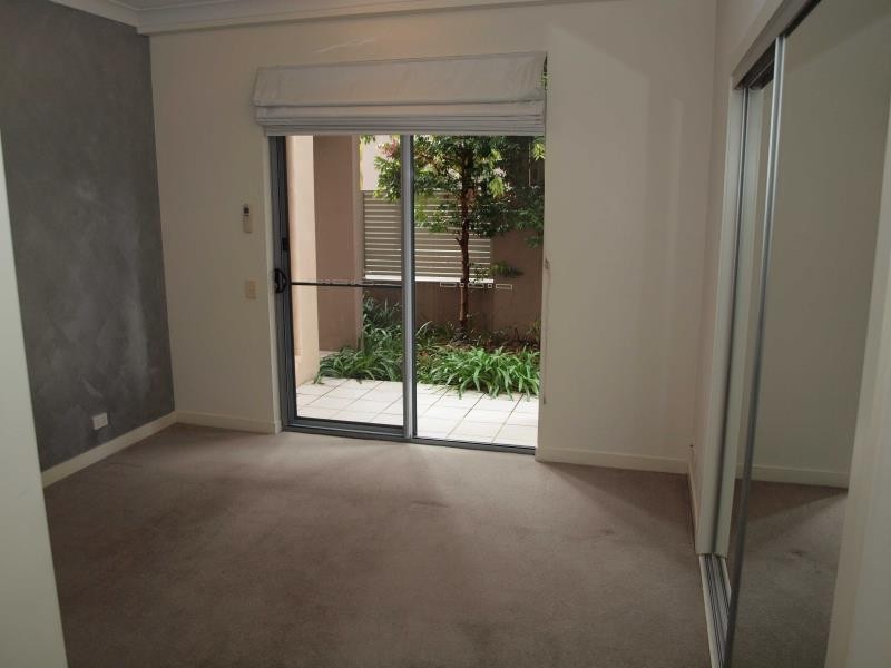 25/19 Carina Peak Drive, Varsity Lakes QLD 4227