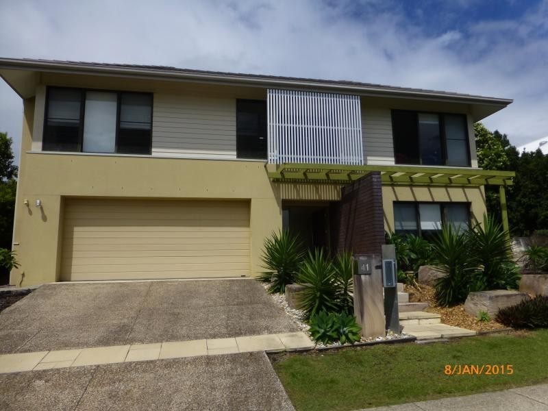41 Mossvale Drive, Wakerley QLD 4154