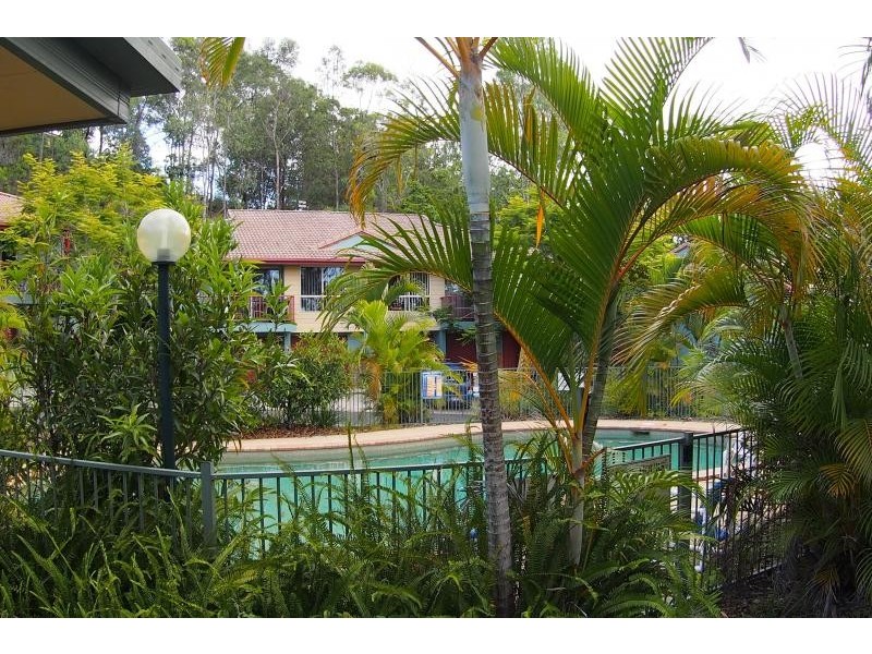 31 Simpsons Rd, Elanora QLD 4221