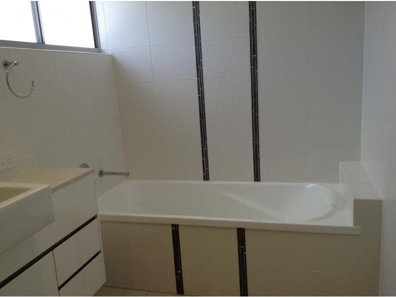 23/15 Walsh St, Milton QLD 4064