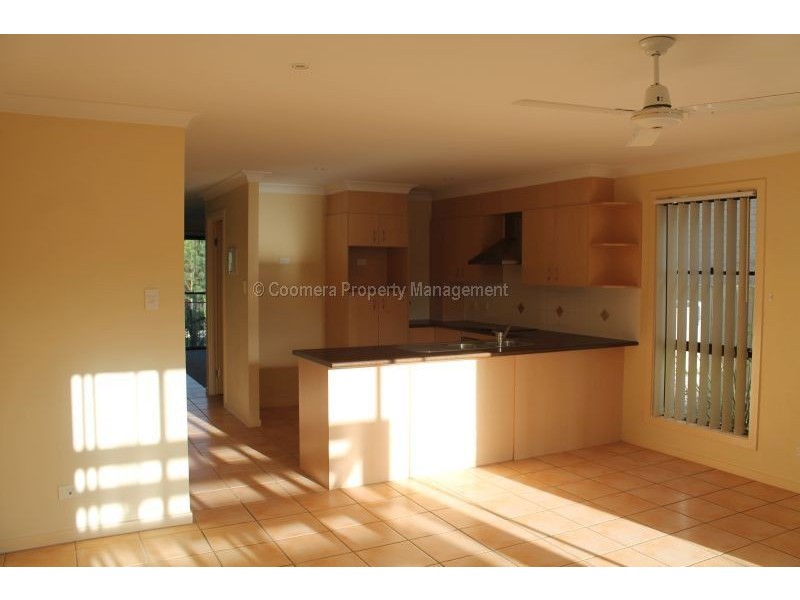 8/23 Park Esplanade, Coomera QLD 4209