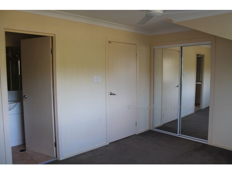 8/23 Park Esplanade, Coomera QLD 4209