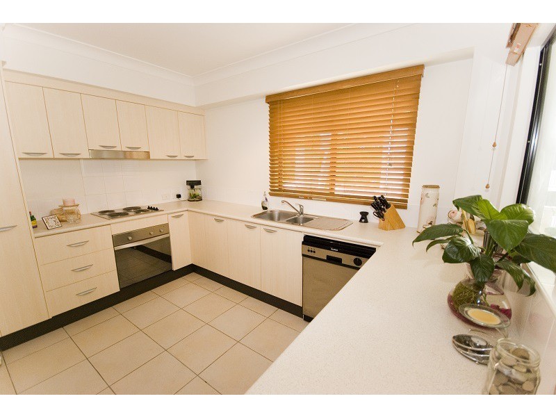 6/44 Pease street, Manoora QLD 4870