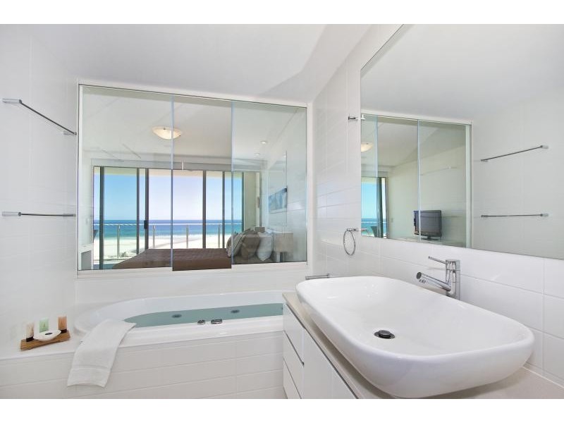 509/2 Creek Street, Coolangatta QLD 4225