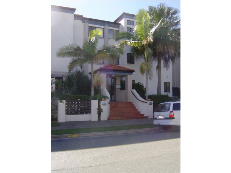 Chevron Island QLD 4217