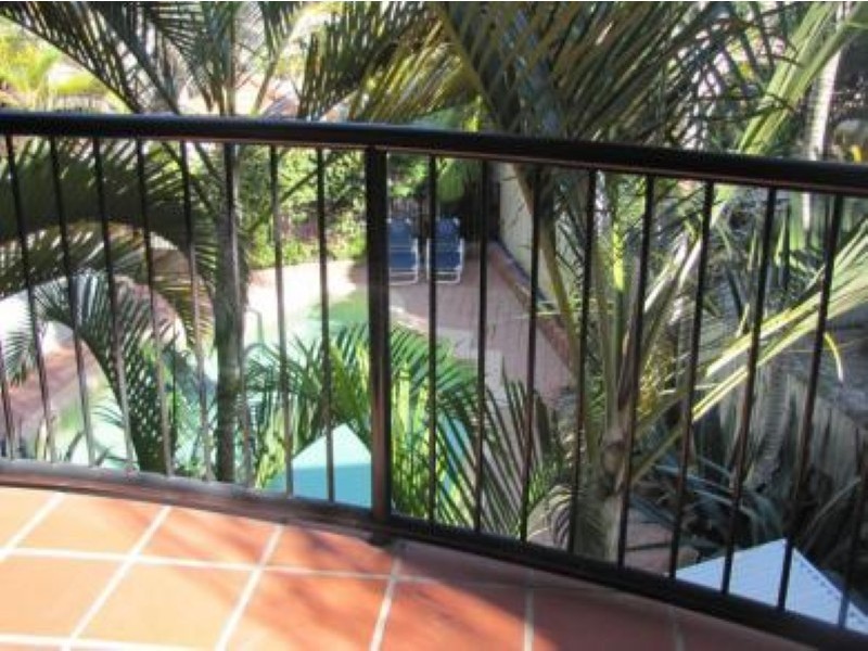 Chevron Island QLD 4217