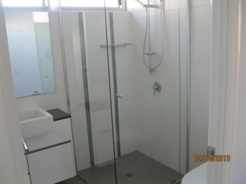 27/15 Walsh St, Milton QLD 4064