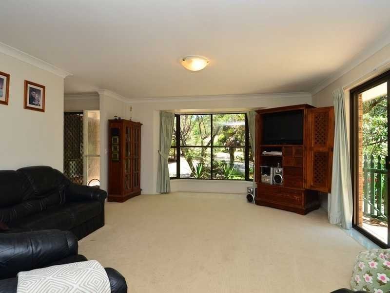 28 Westminster Boulevard, Elanora QLD 4221