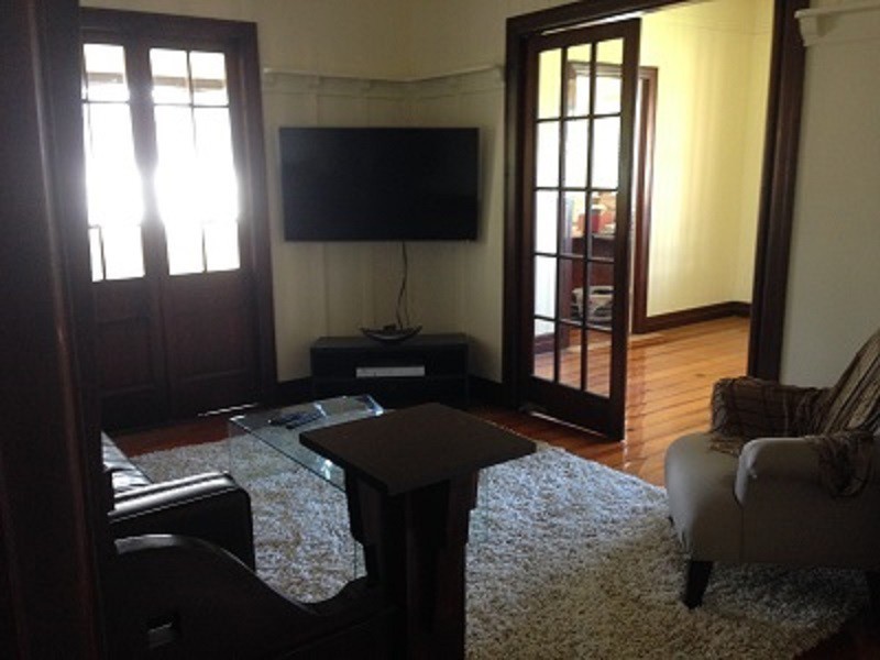 37 Nicholson Street, Greenslopes QLD 4120