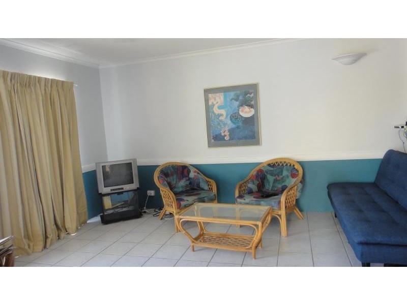 21/1-19 Poinciana Street, Holloways Beach QLD 4878