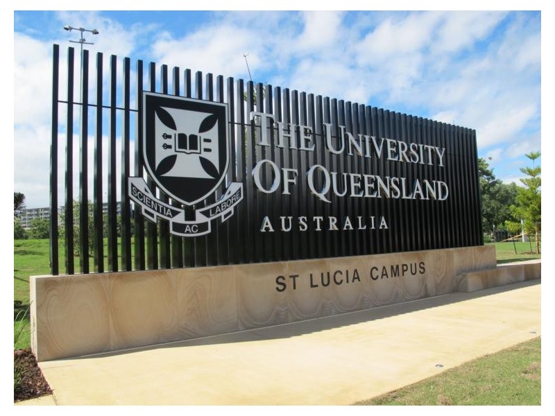 243 SIR FRED SCHONELL DRIVE, St Lucia QLD 4067