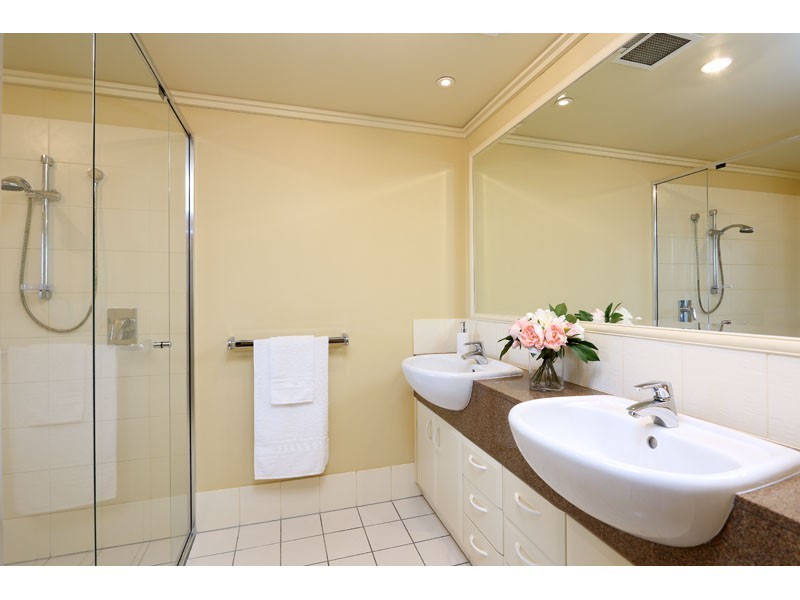 8/76 Thorn Street,, Kangaroo Point QLD 4169