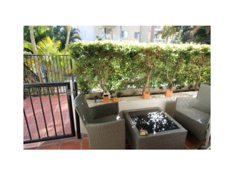 Chevron Island QLD 4217