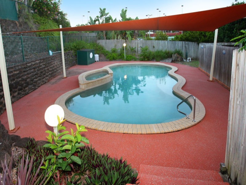 4/18 Discovery Drive, Helensvale QLD 4212